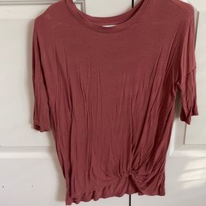 Burnt orange t-shirt